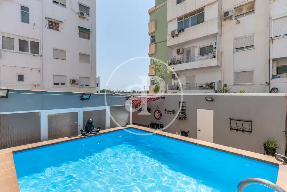 Piscina de Pis en venda en Jesús
