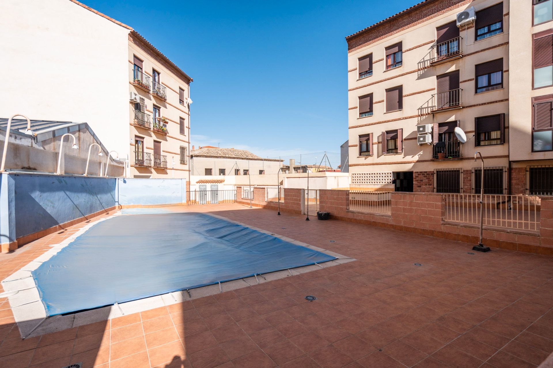 Piscina de Pis en venda en Ocaña amb Aire condicionat i Calefacció