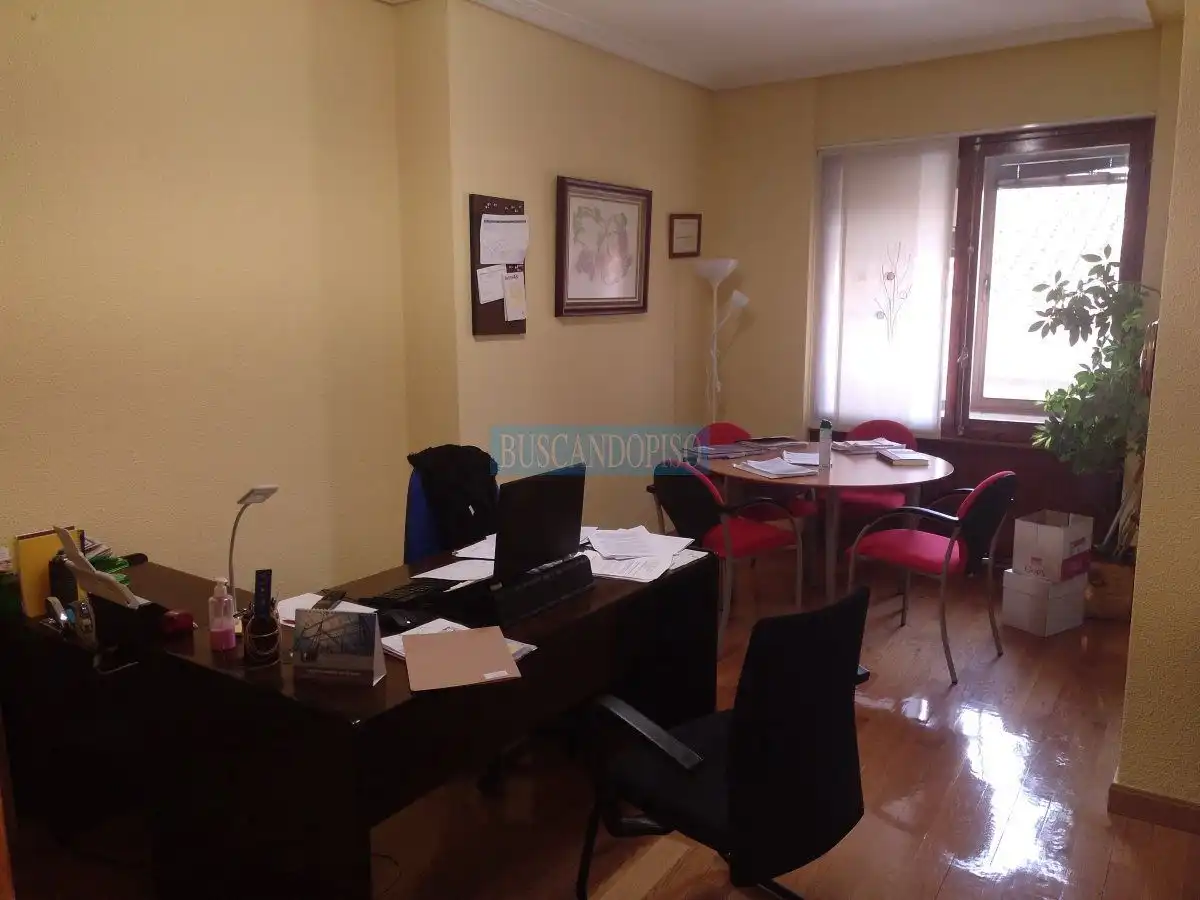 Piso con ascensor en venta en Casco Antiguo, imagen 5