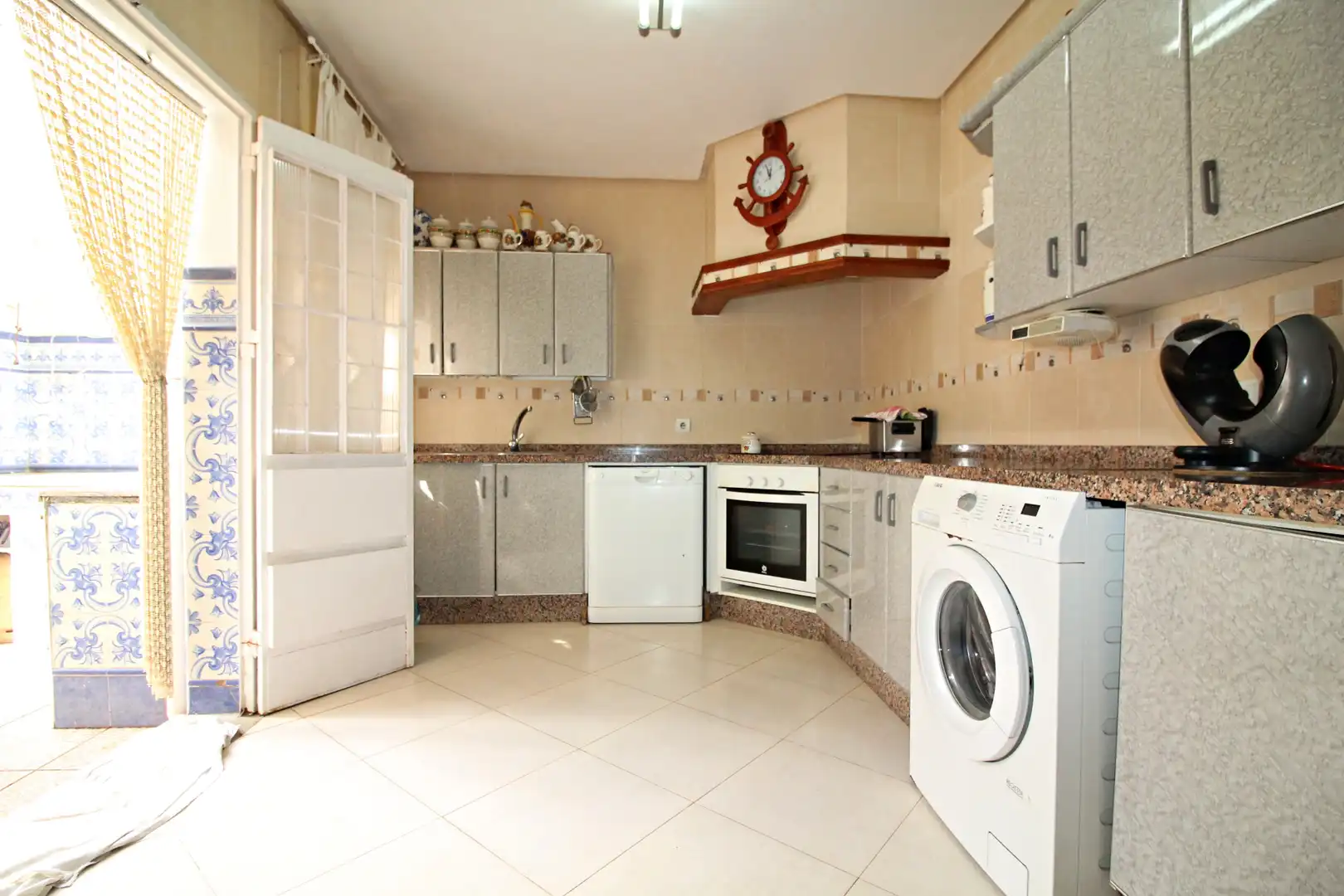 Cocina de Casa adosada en venta en Punta Umbría con Aire acondicionado, Terraza y Trastero