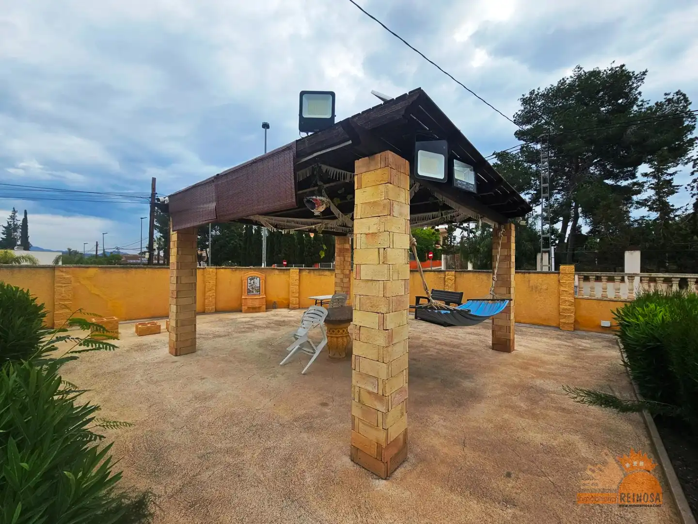 Vista exterior de Casa o xalet en venda en Molina de Segura amb Aire condicionat, Jardí privat i Terrassa