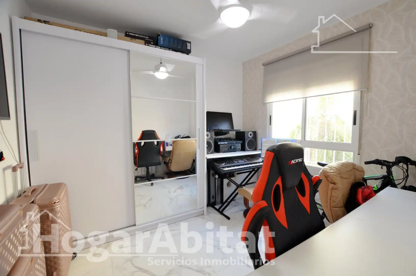 Bedroom of Flat for sale in Mutxamel  with Air Conditioner, Heating and Terrace
