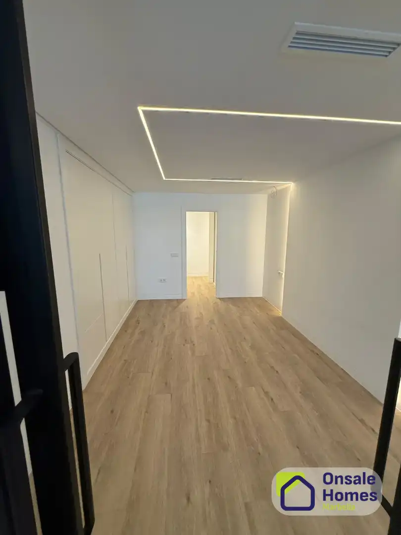 Apartament amb jardí en venda a Nueva Andalucía, imagen 8