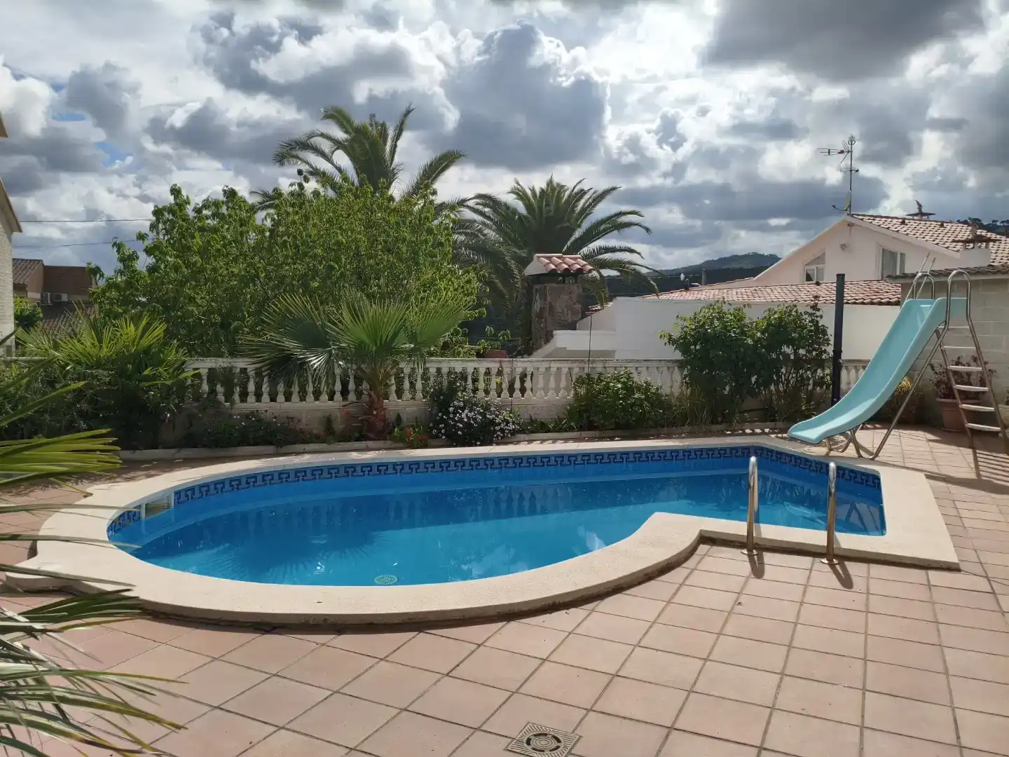 Piscina de Pis en venda en Castellar del Vallès amb Aire condicionat, Jardí privat i Traster