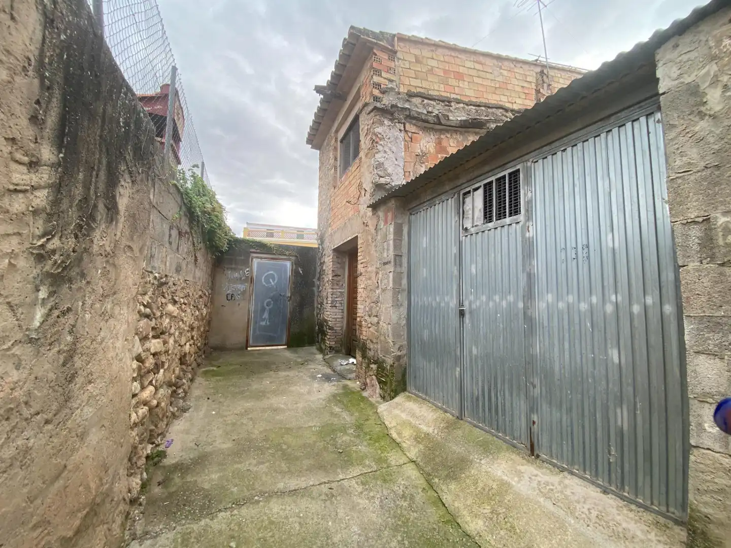 Vista exterior de Casa adosada en venda en Jérica