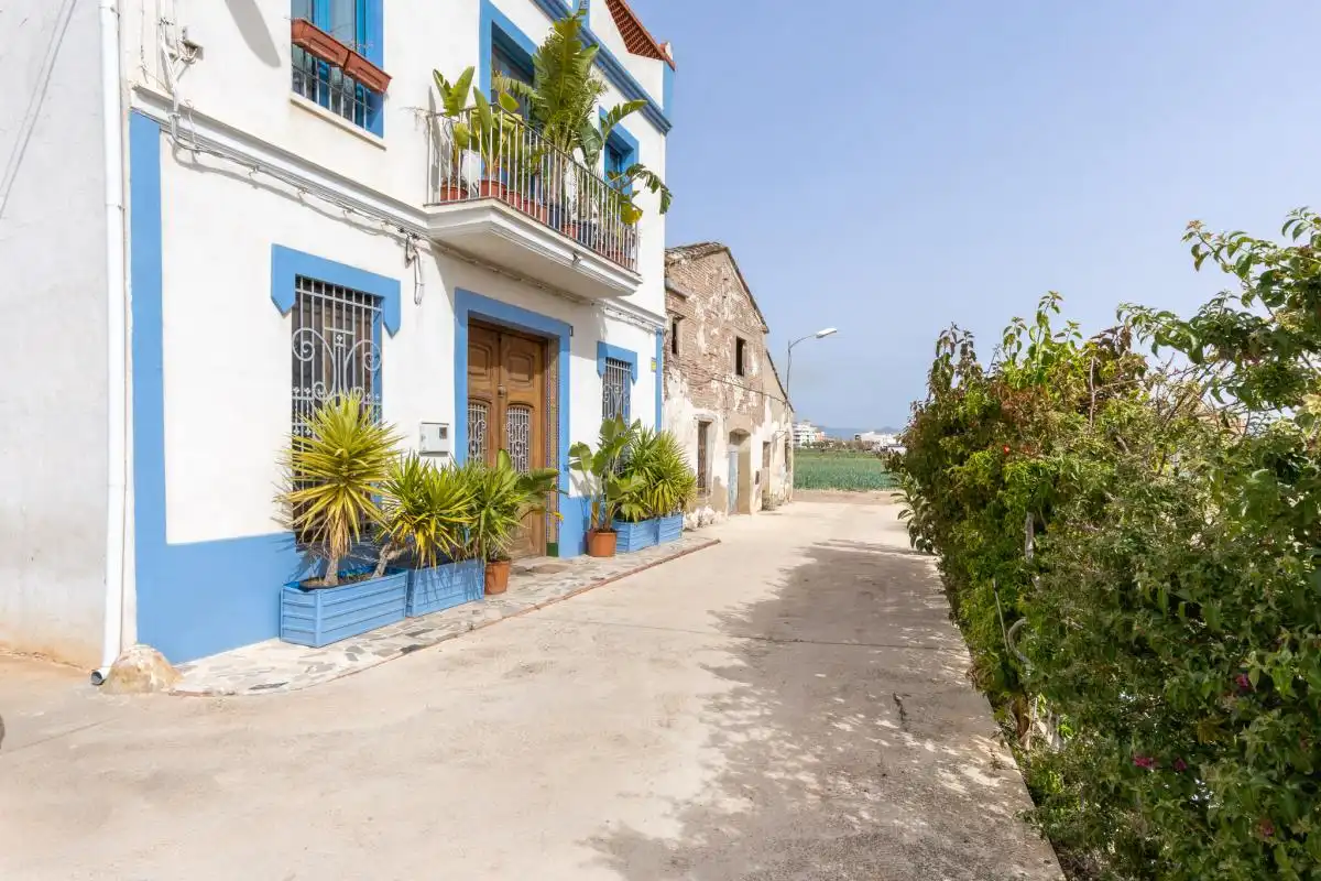 Außenansicht von Country house zum Verkauf in Valencia mit Klimaanlage, Heizung und Privatgarten