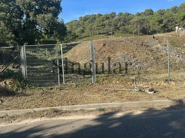 Terreny residencial en venda a Pontons