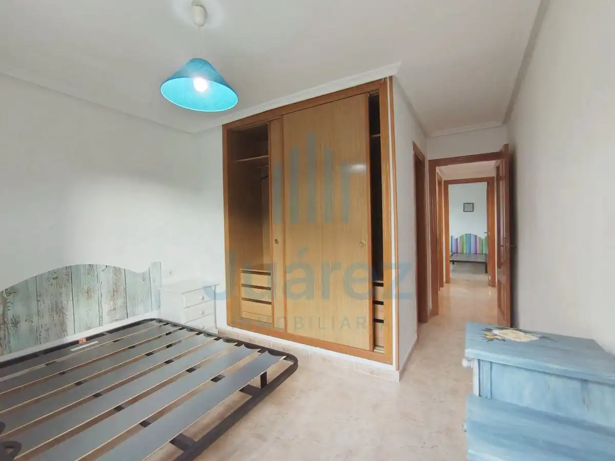 Habitación de Piso en venta en Alicante / Alacant con Aire acondicionado, Calefacción y Terraza