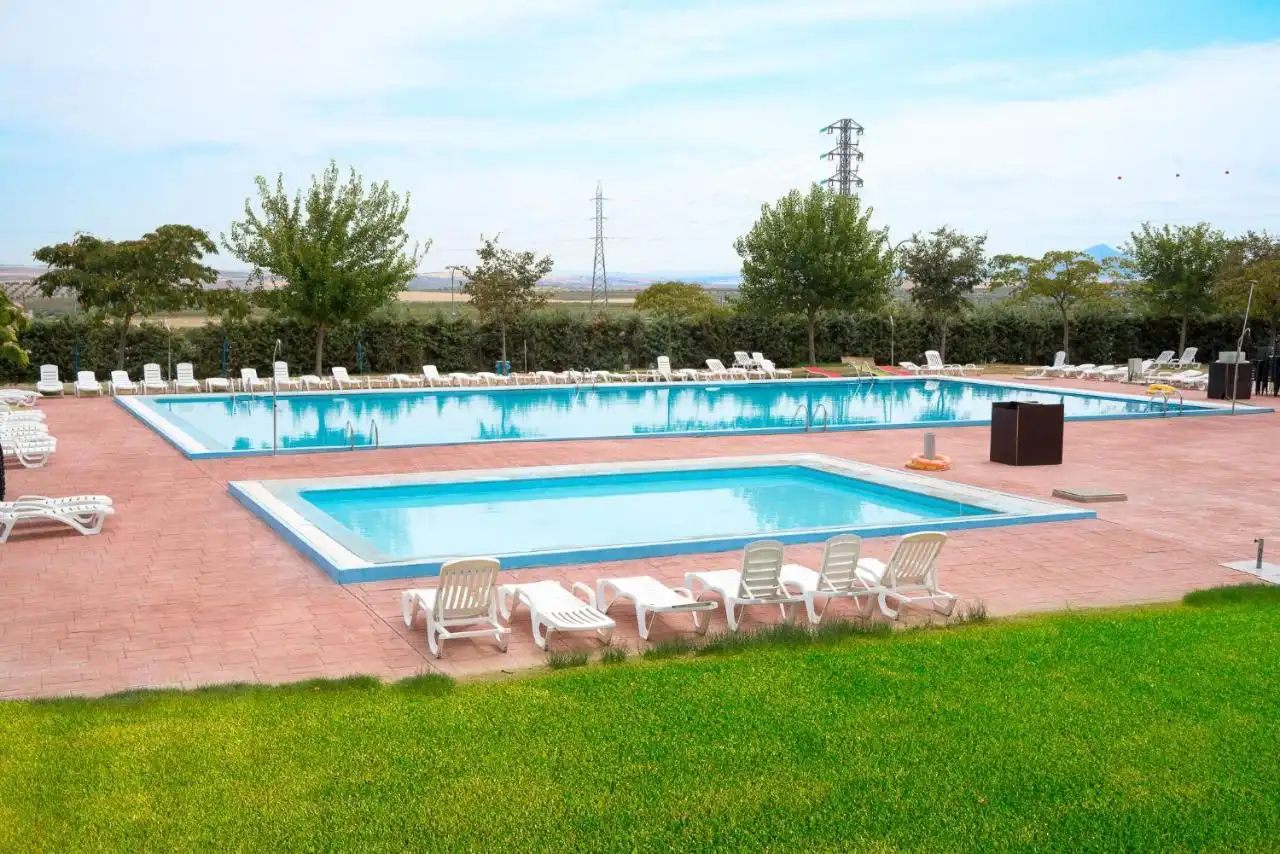 Schwimmbecken von Gebäude zum Verkauf in Mérida mit Alarm und Gemeinschaftspool