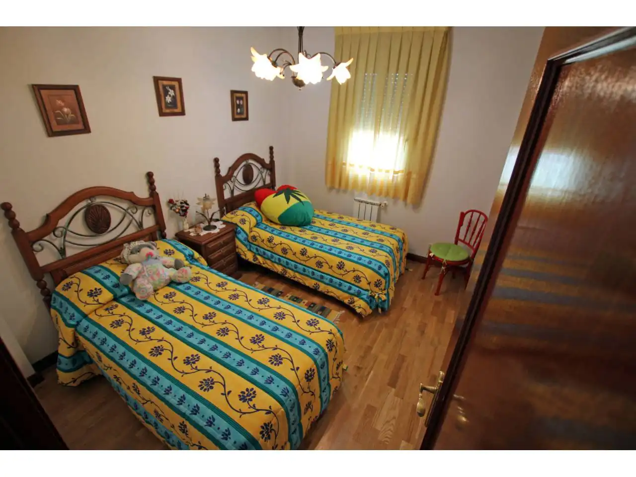 Habitación de Casa o chalet en venta en Cabanillas del Campo con Calefacción, Jardín privado y Terraza