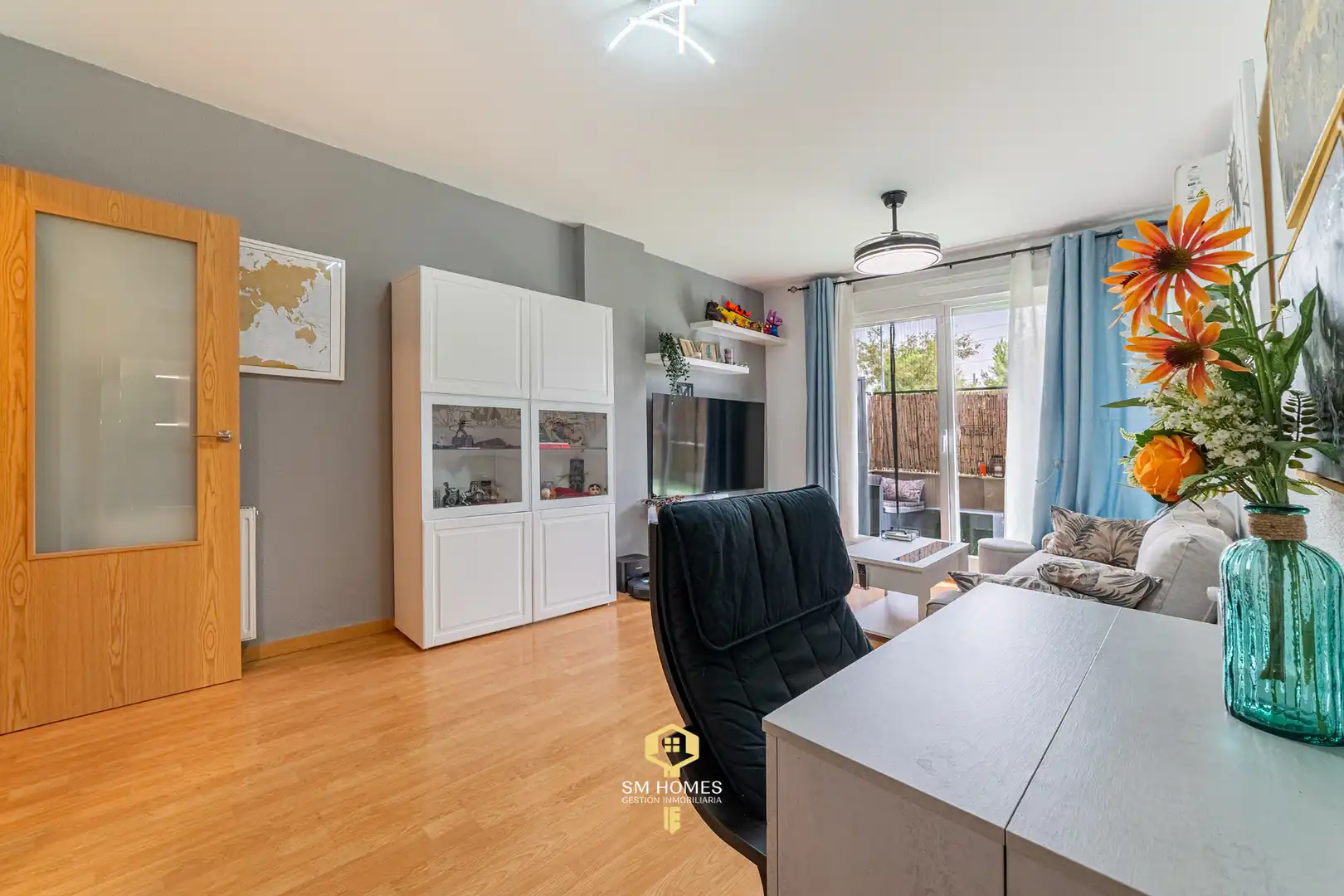Living room of Flat for sale in Loeches  with Air Conditioner, Heating and Private garden