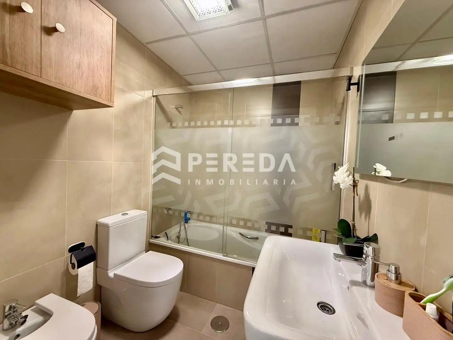 Badezimmer von Dachboden zum Verkauf in Roquetas de Mar mit Terrasse und Gemeinschaftspool
