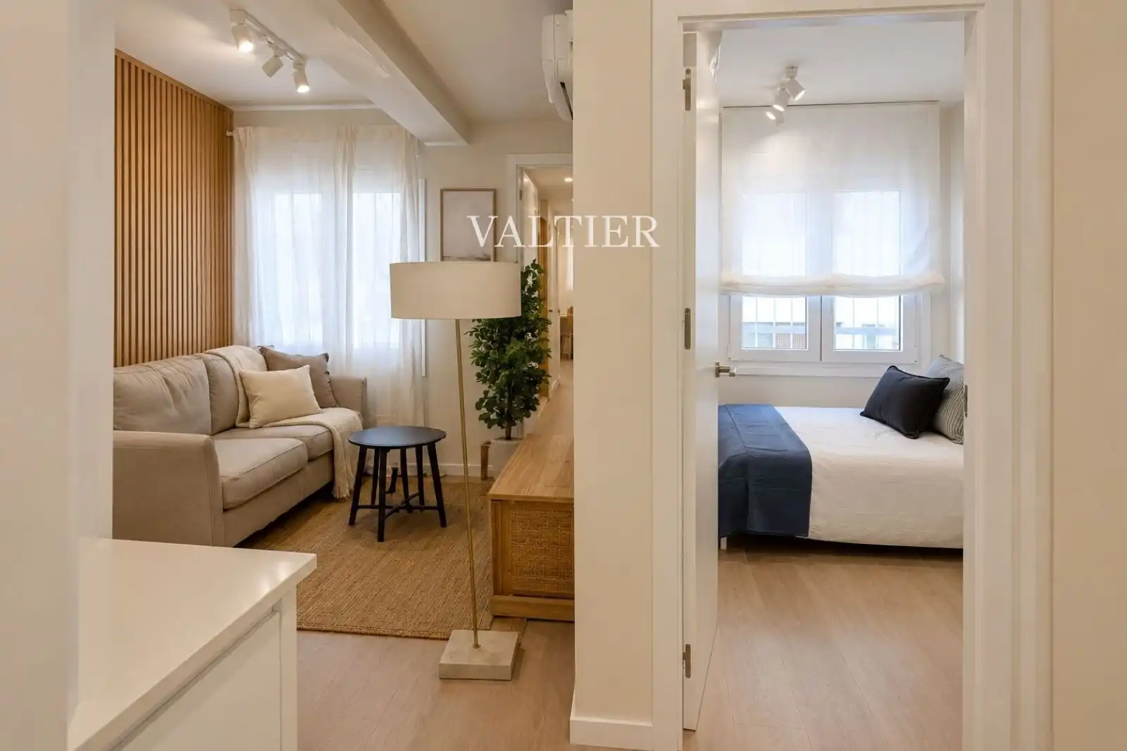 Bedroom of Flat for rent in Madrid  with Air Conditioner, Heating and Furnished