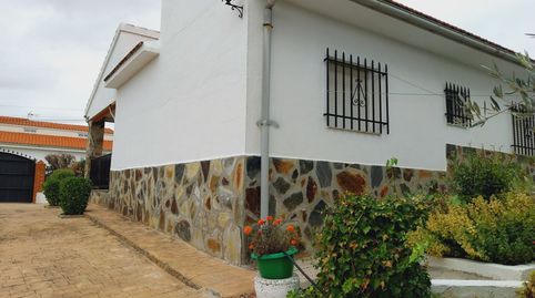 Photo 5 of Houses for sale in Cedillo del Condado, Toledo
