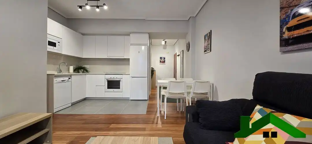 Cocina de Piso de alquiler en Bilbao  con Calefacción, Terraza y Horno