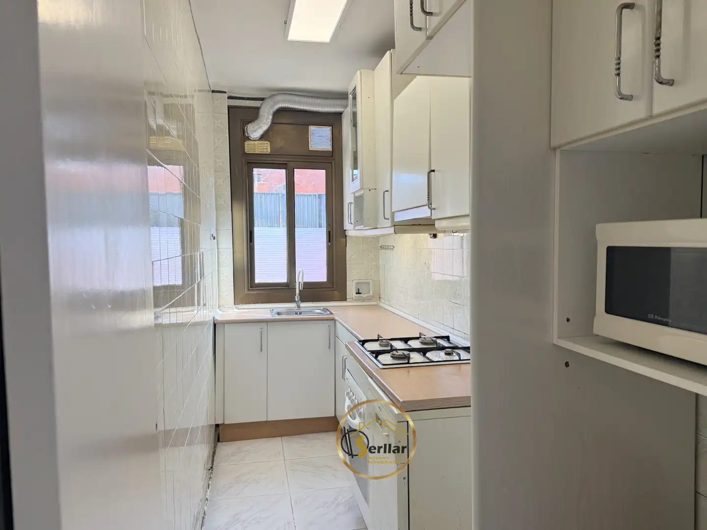 Cocina de Piso en venta en Sabadell con Calefacción y Microondas