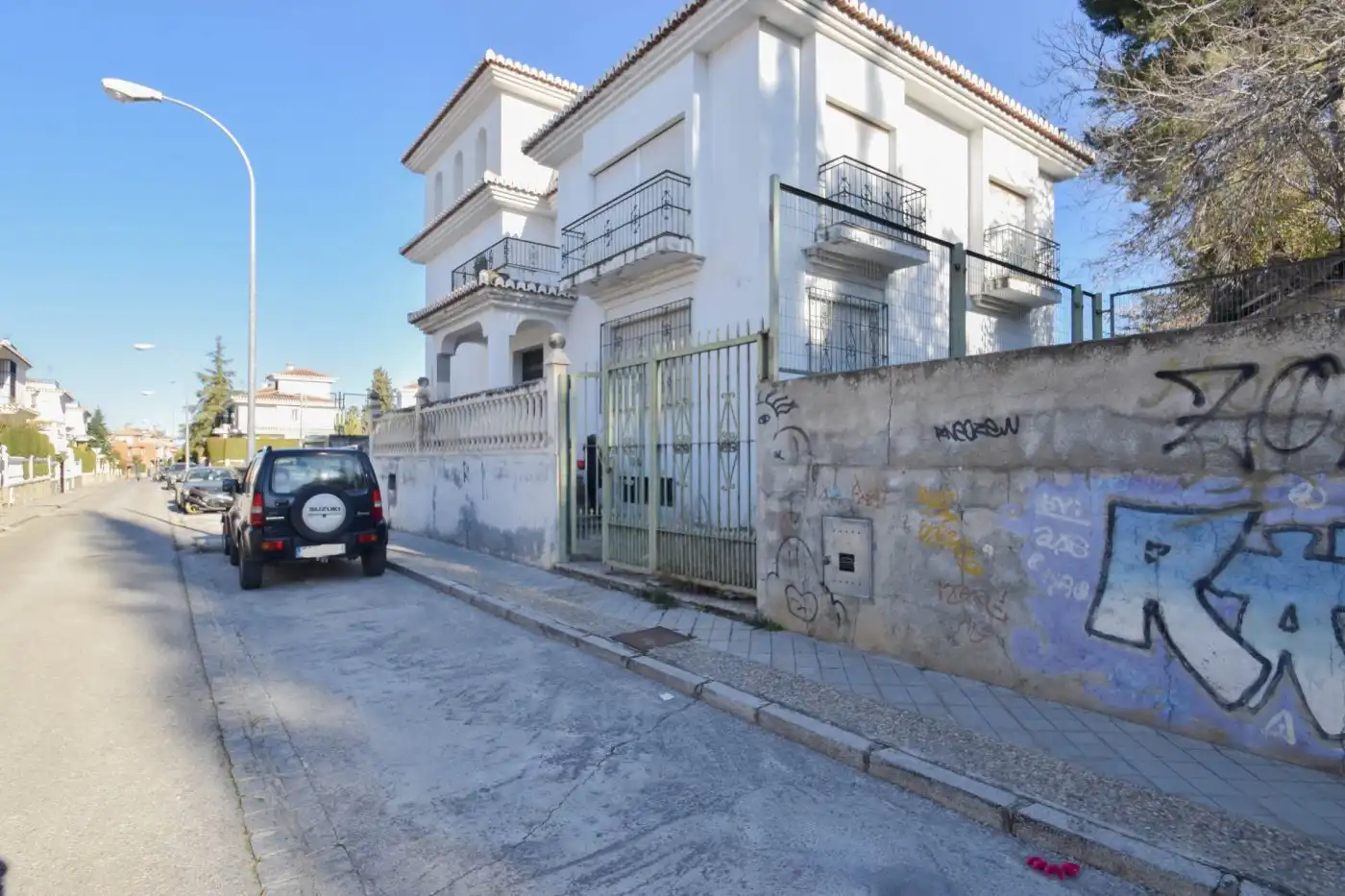 Vista exterior de Casa o chalet en venta en Granada