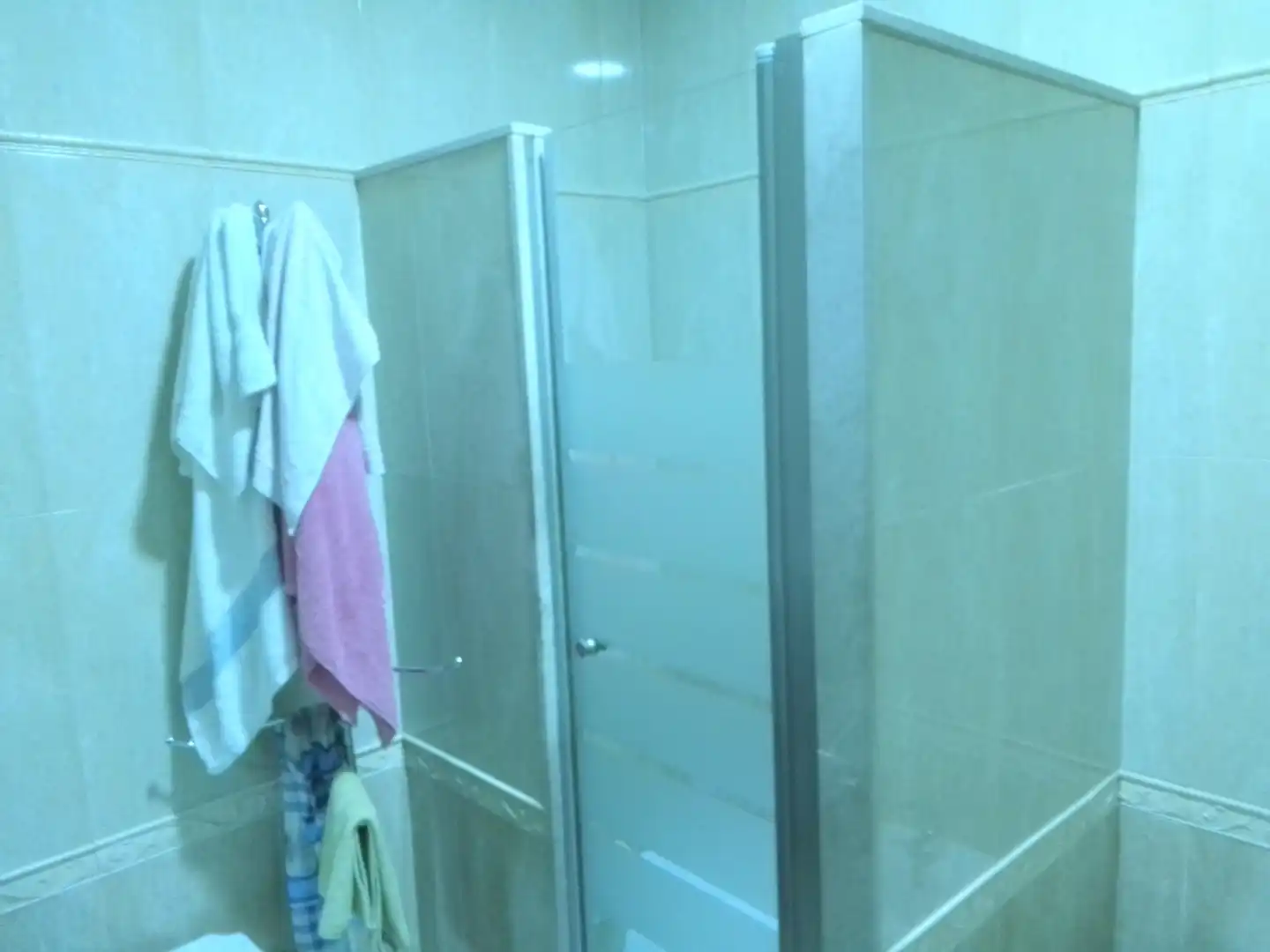 Bathroom of Houses for sale in Ubrique  with Terrace, Furnished and Oven