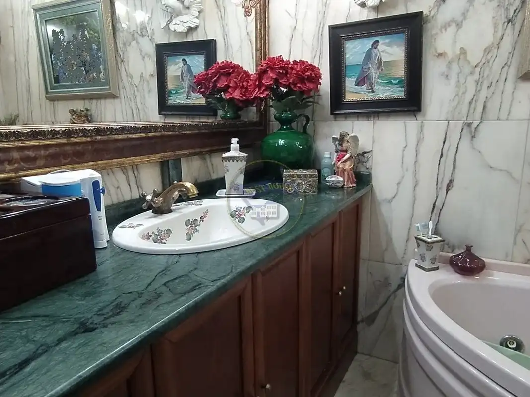 Baño de Piso en venta en Vigo  con Calefacción, Terraza y Trastero