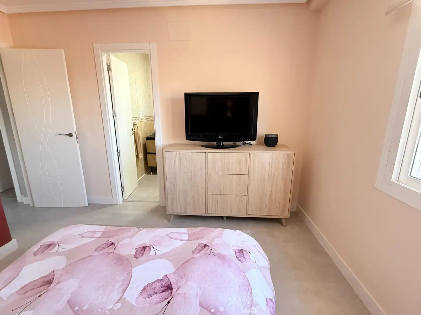 Dormitori de Casa o xalet en venda en Monforte del Cid amb Aire condicionat, Calefacció i Jardí privat