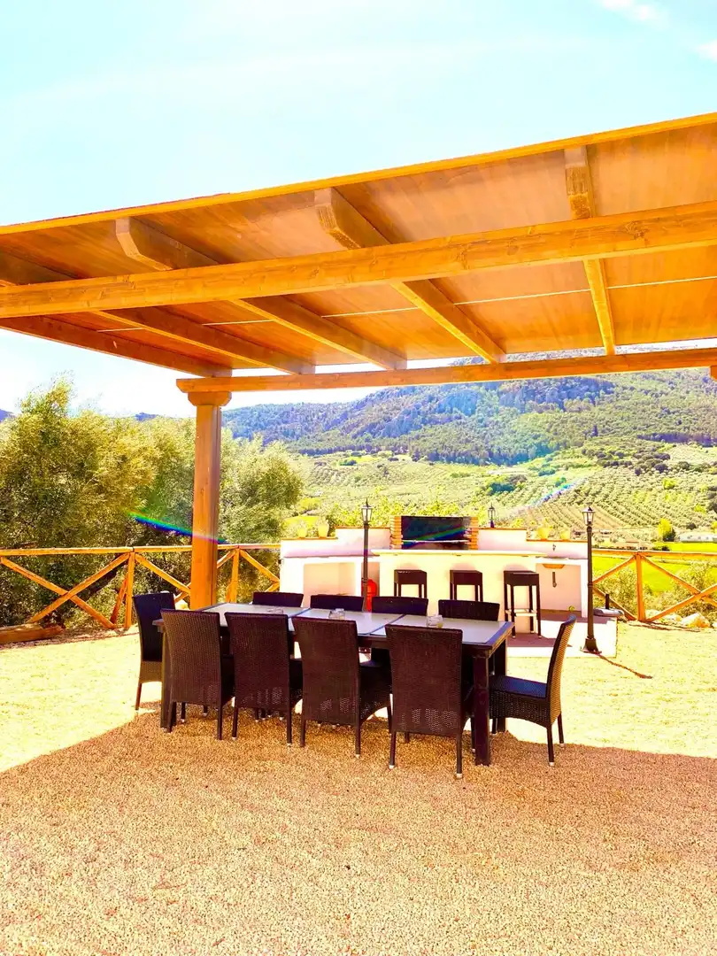 Terrassa de Finca rústica en venda en Villanueva del Trabuco amb Jardí privat, Terrassa i Moblat