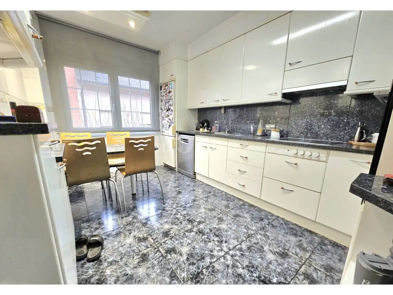 Cocina de Casa adosada en venta en Vic con Calefacción y Terraza