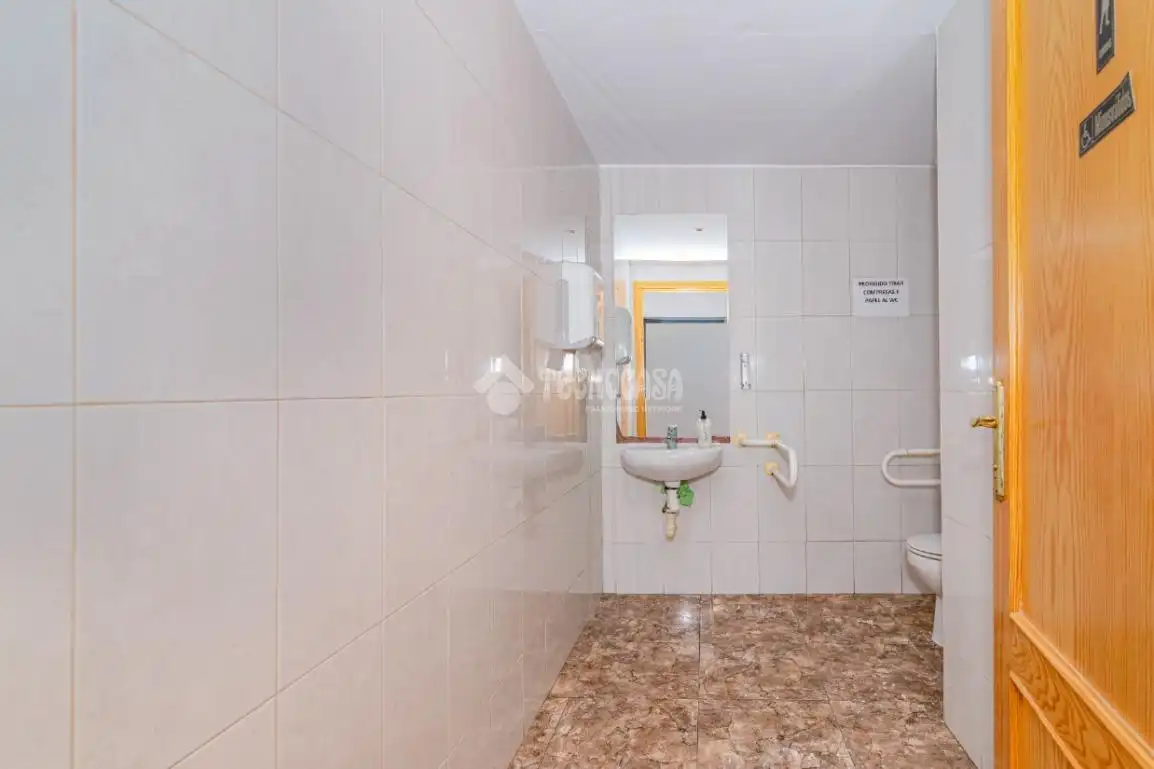Bathroom of Houses for sale in Loja, Granada