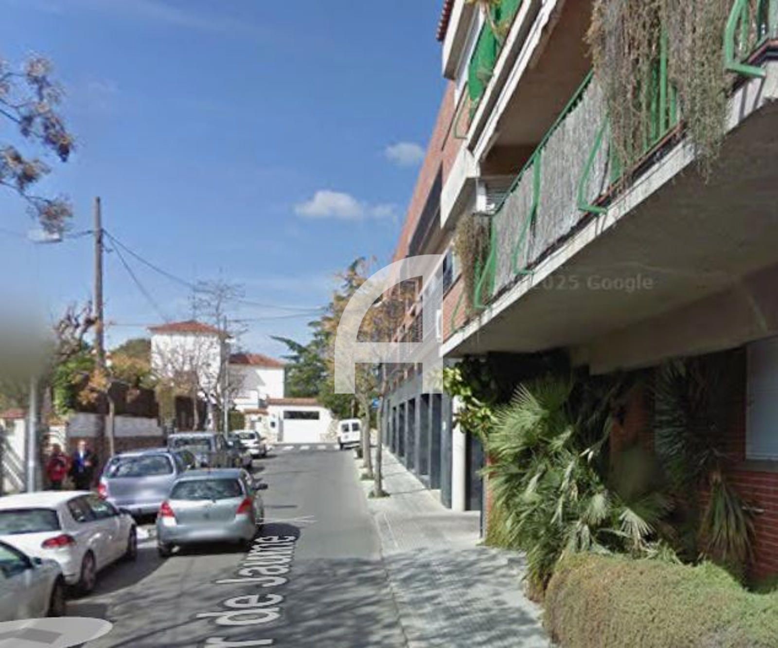 Außenansicht von Garage miete in Matadepera