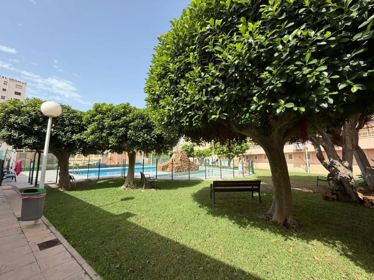 Swimming pool of Flat for sale in Roquetas de Mar  with Air Conditioner, Terrace and Storage room