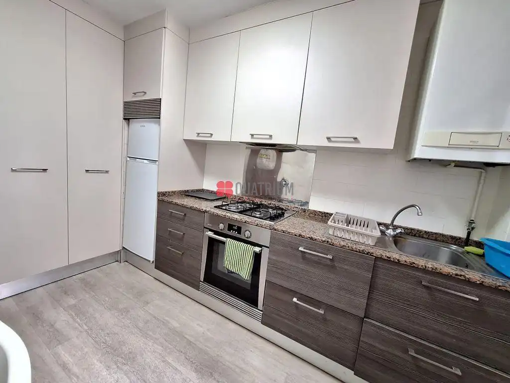 Kitchen of Flat for rent in Santiago de Compostela   with Furnished