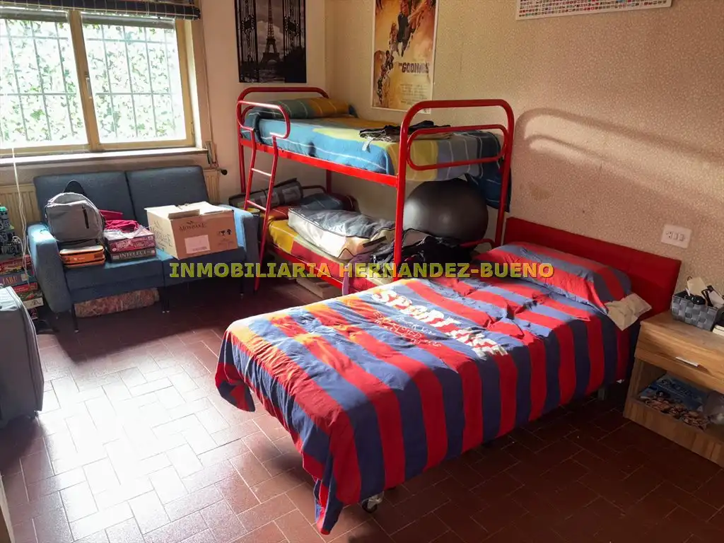 Dormitori de Casa o xalet en venda en Alba de Tormes amb Jardí privat i Piscina