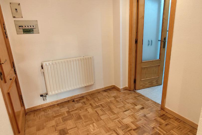 Photo 1 of Flat to rent in Juan XXIII - Las Torres - G2, Burgos