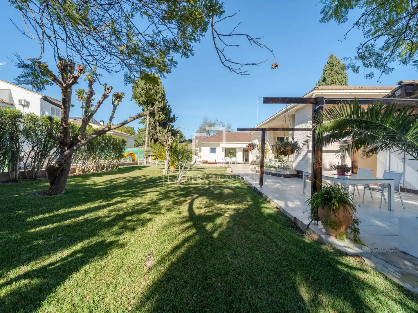 Chalet con piscina en venta en Gallipont, imagen 3