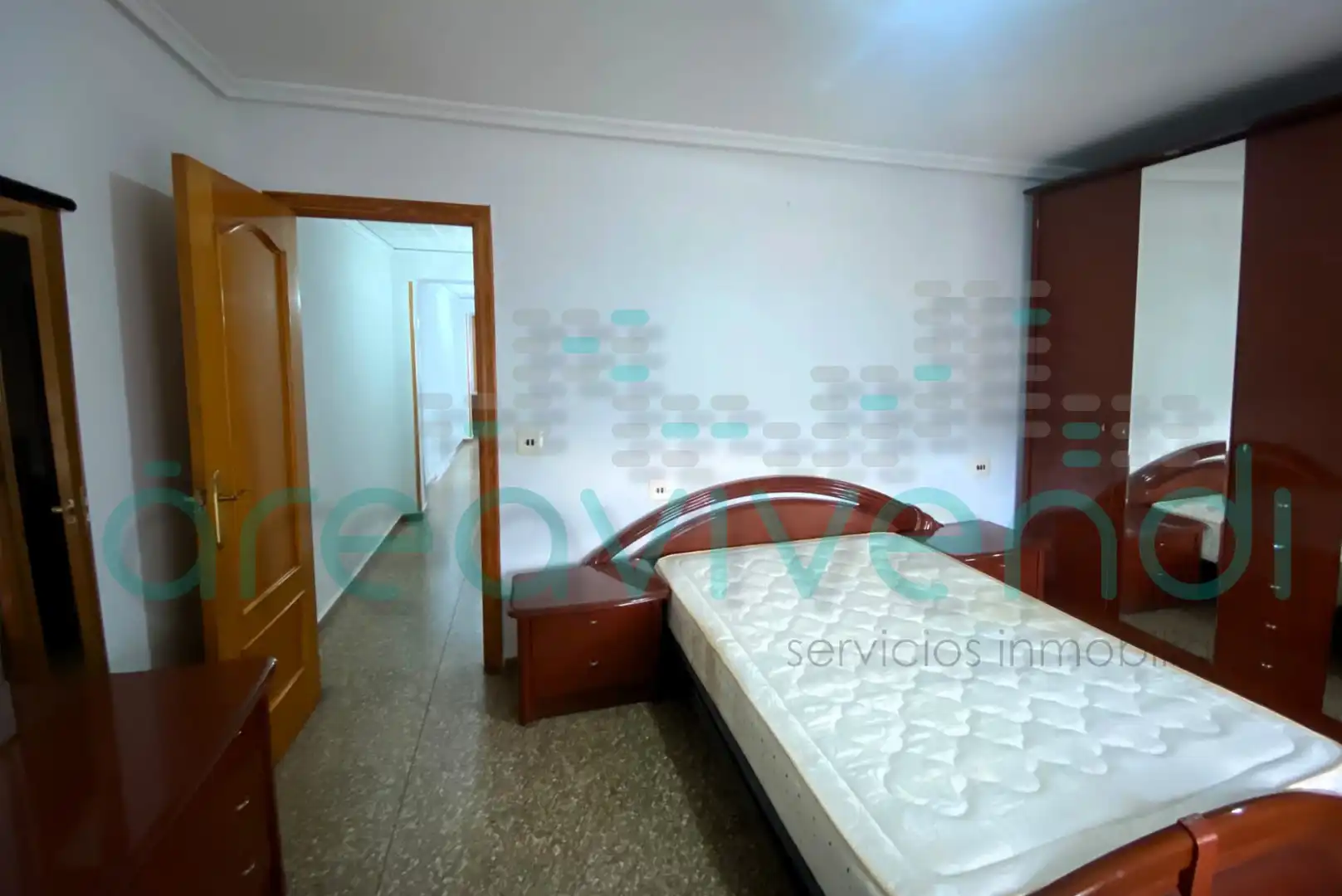 Habitación de Piso en venta en Castellón de la Plana / Castelló de la Plana con Amueblado