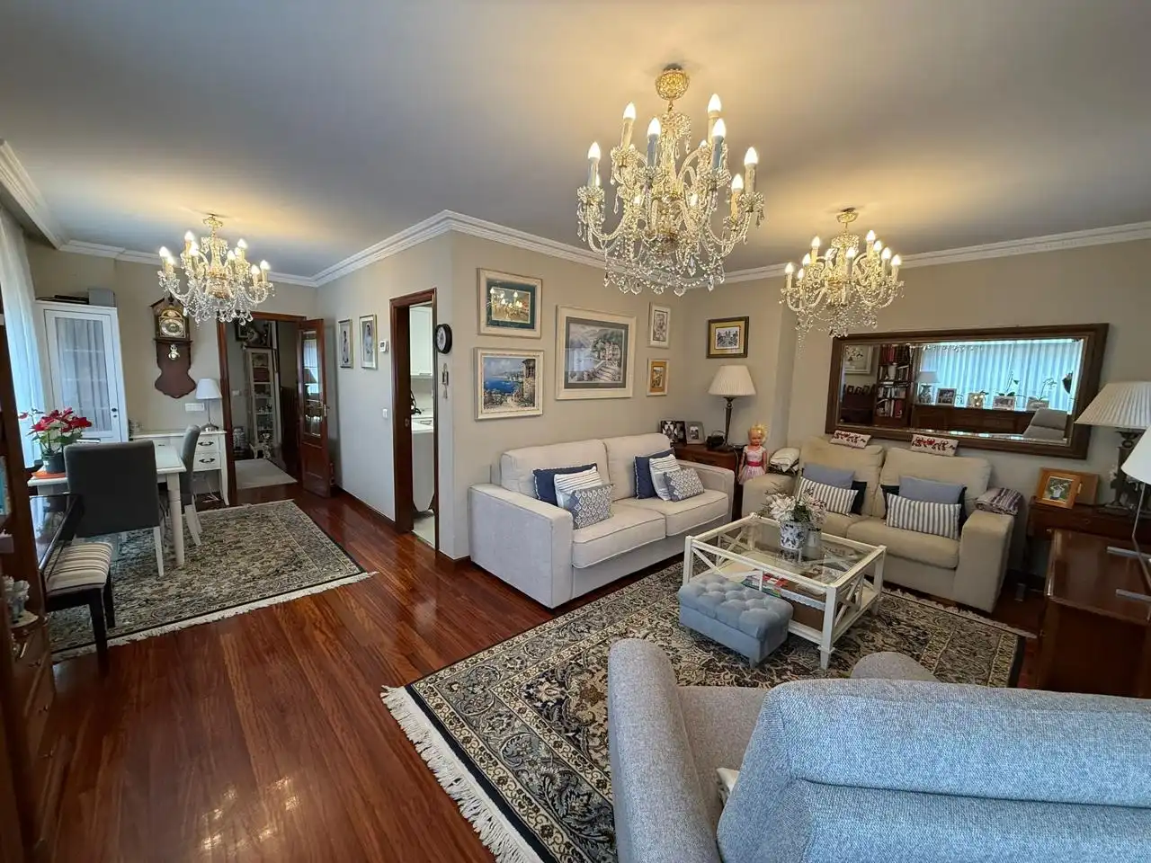 Sala de estar de Casa o chalet en venta en Castro-Urdiales con Calefacción, Jardín privado y Terraza