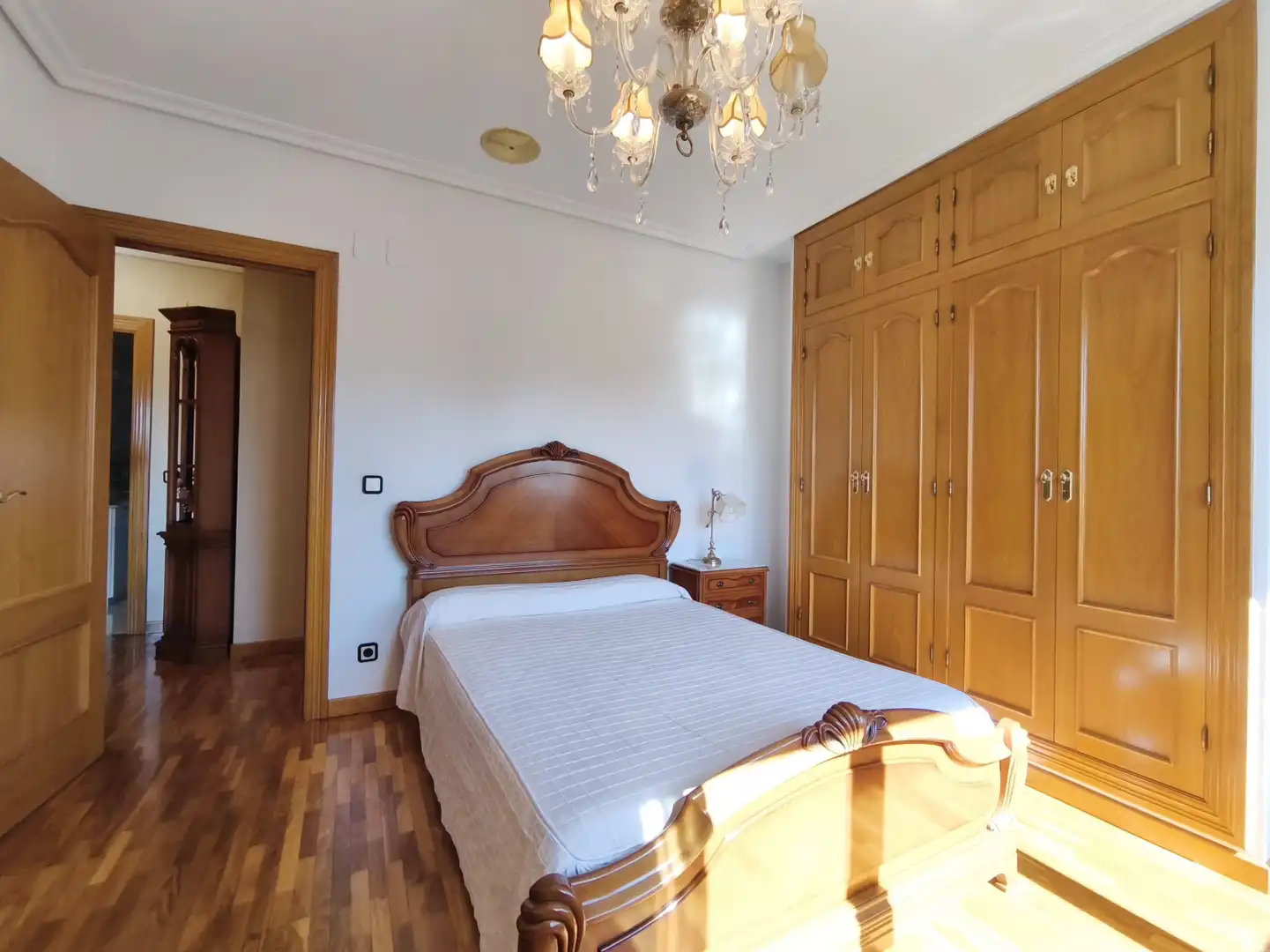 Dormitori de Casa adosada en venda en  Logroño amb Calefacció, Jardí privat i Parquet