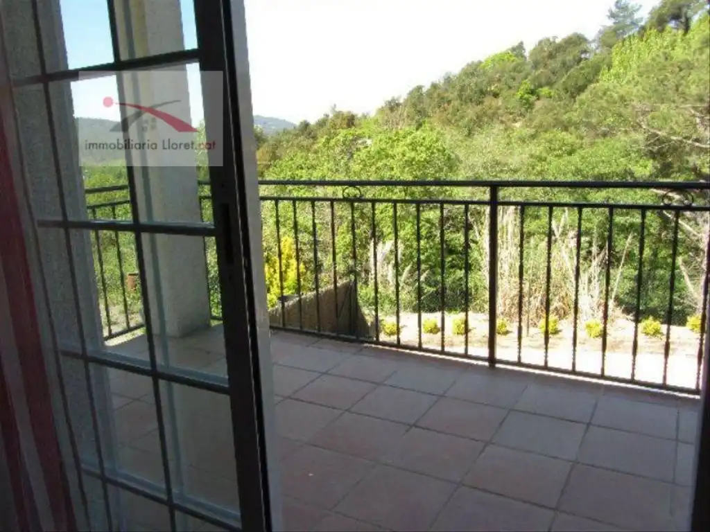 Houses for sale in Calle Grèvol, 41, Aiguaviva Parc