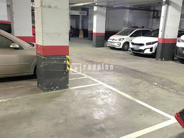 Plaza de garaje individual en venta en de Perales