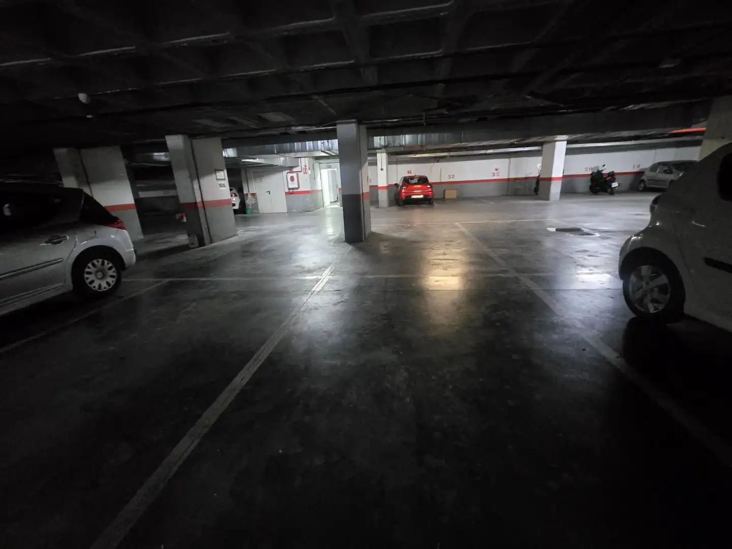 Parking de Estudio en venta en Madrid con Parquet, Balcón y Piscina comunitaria