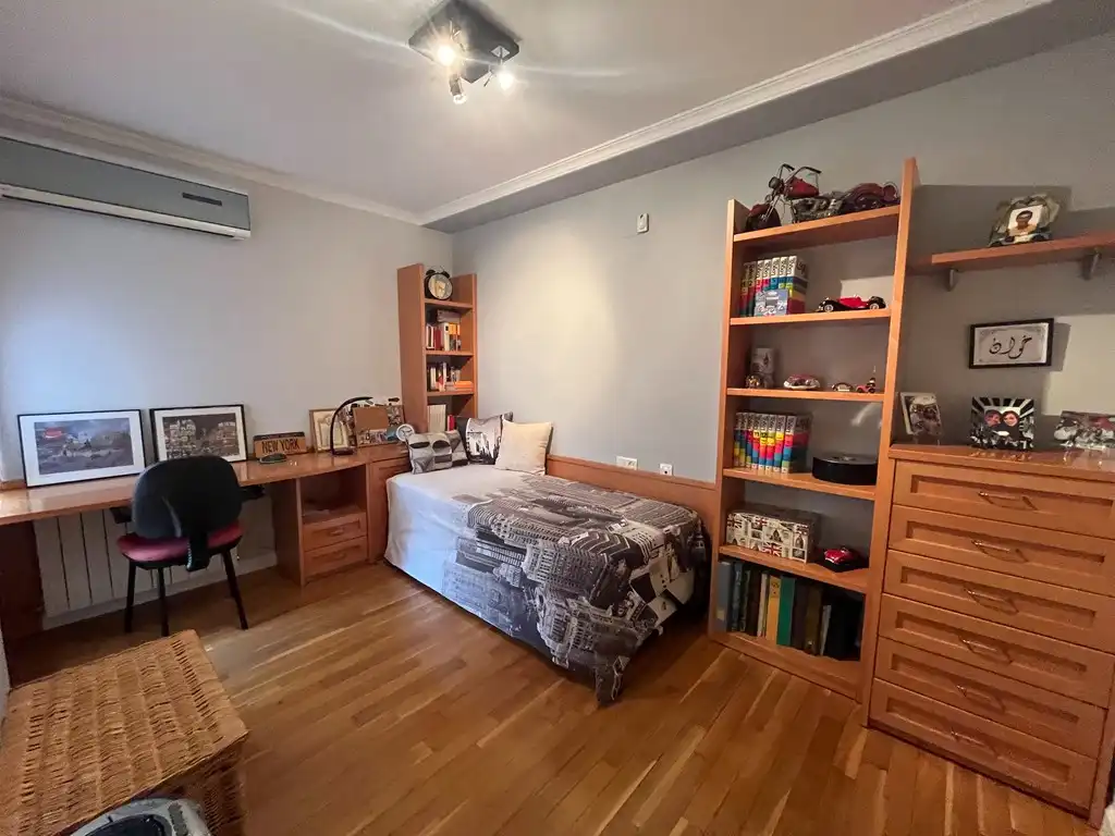 Habitación de Casa o chalet en venta en Albacete con Aire acondicionado, Calefacción y Jardín privado