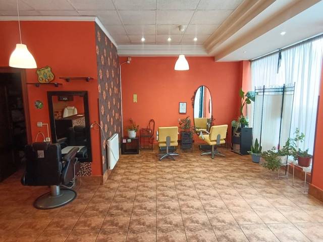 Local comercial en Venta en Plaza Alto Vidriero, 10 en Villalegre - La Luz