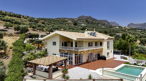 Foto 2 von Haus oder Chalet zum Verkauf in Alcaucín, Málaga