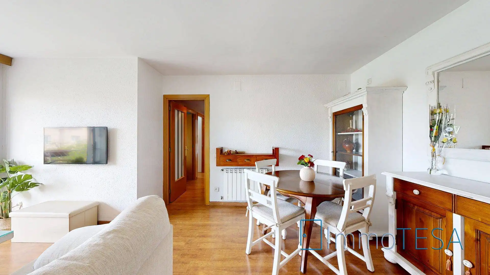 Living room of Flat for sale in Barberà del Vallès  with Air Conditioner, Heating and Parquet flooring