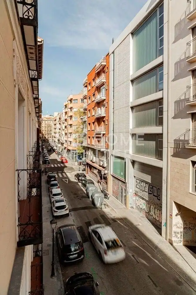 Vista exterior de Piso de alquiler en Chamberí