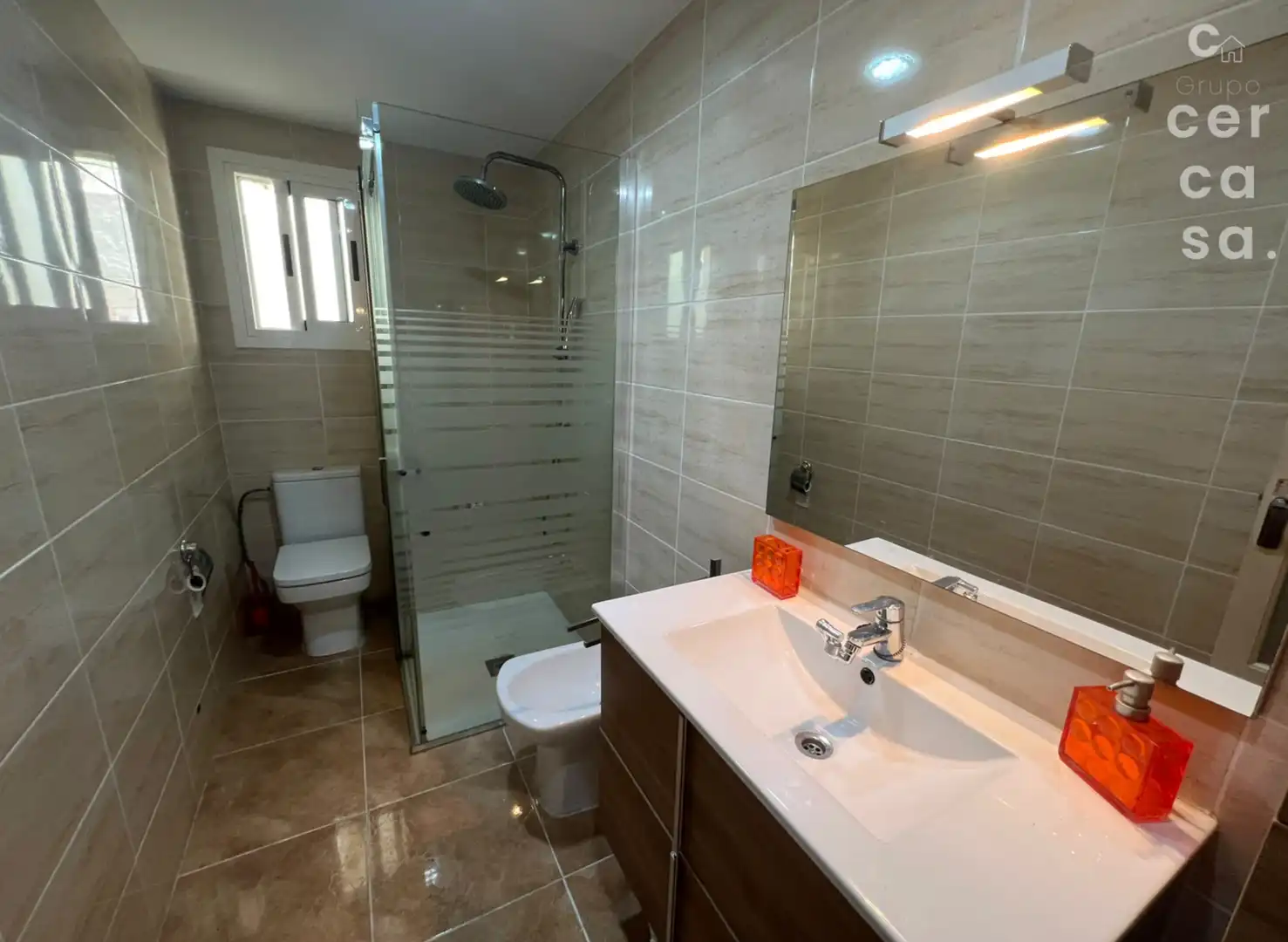 Bathroom of Flat for sale in Valencia  with Terrace and Storage room