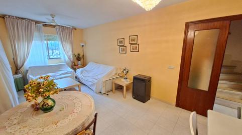 Foto 2 de Casa adosada en venda a Calle Juan I de Castilla, El Puente del Arzobispo, Toledo