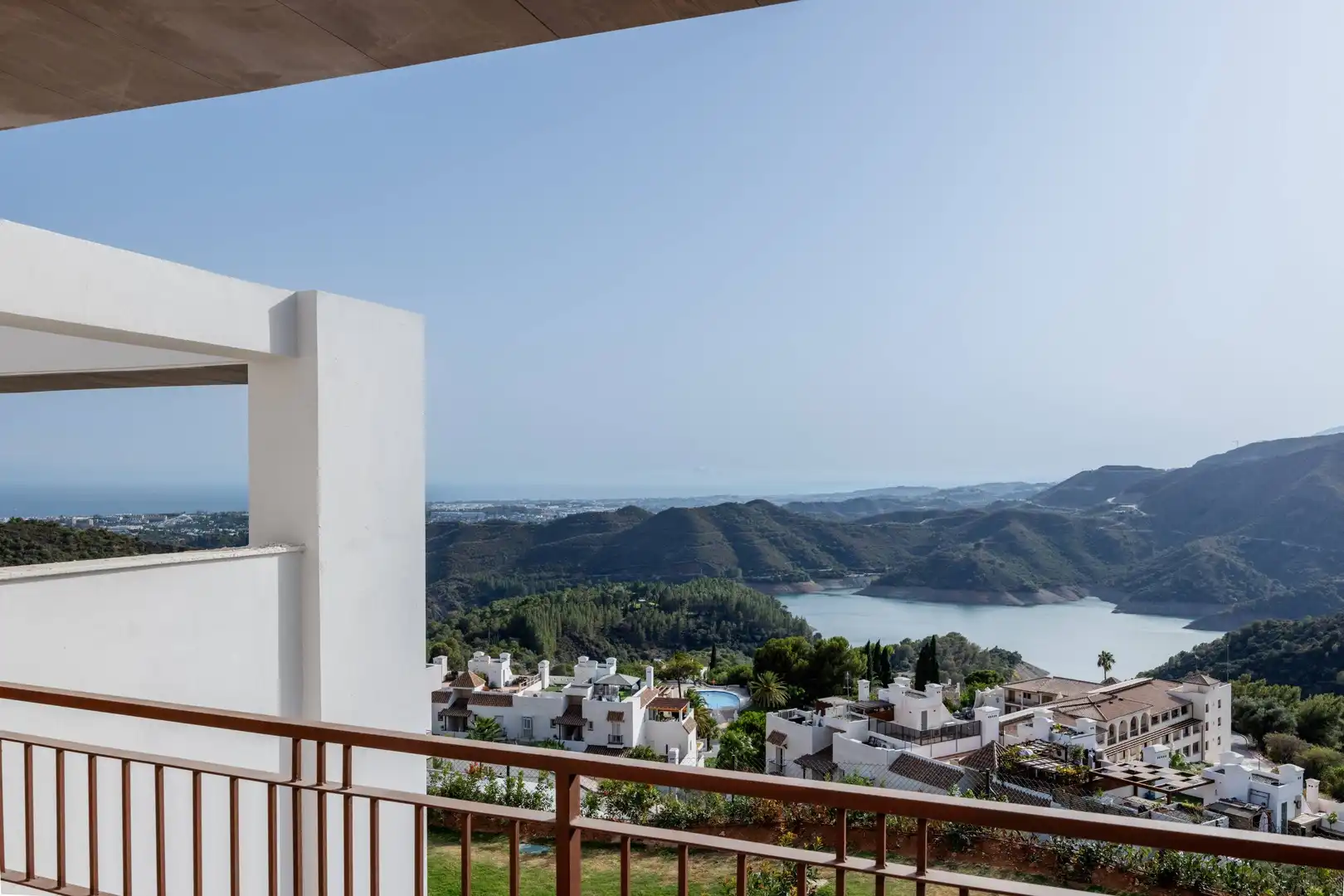 Terraza de Casa adosada en venta en Istán con Aire acondicionado, Calefacción y Jardín privado