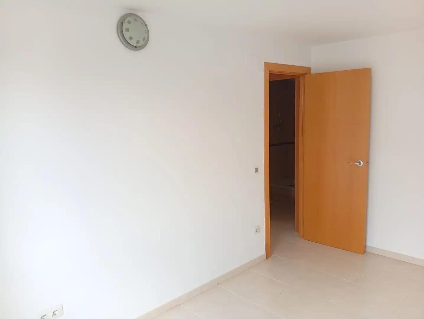 Maisonette zum Verkauf in Vilanova del Vallès mit Klimaanlage, Heizung und Terrasse