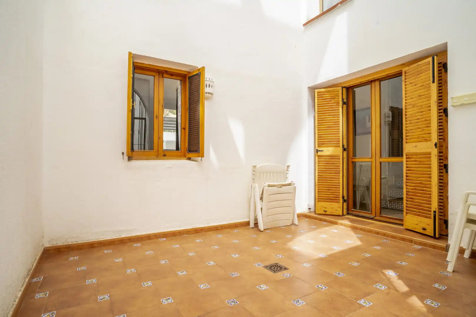 Planta baja en venta en Marbella con Aire acondicionado, Terraza y Piscina