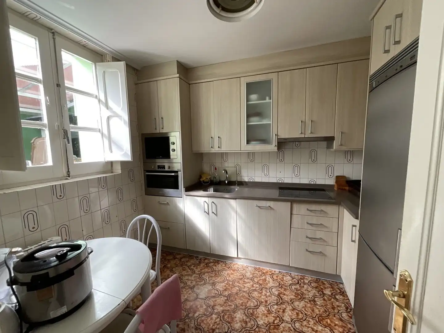 Cuina de Casa o xalet en venda en Santurde de Rioja amb Calefacció, Parquet i Terrassa